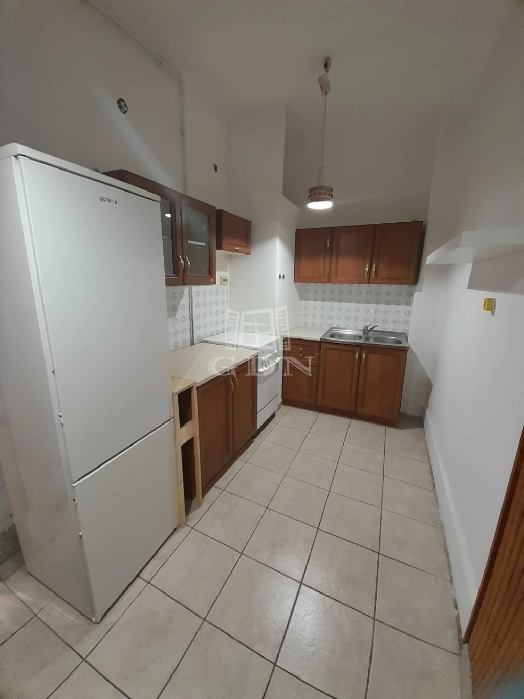 For rent brick flat, Budapest I. kerület, Víziváros I. ker., Fő utca