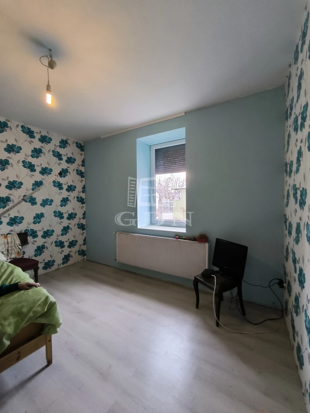 Eladó családi ház, Pomáz, Városközpont, központi részén