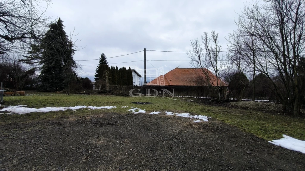 Eladó építési telek, Dunabogdány, panorámás részén