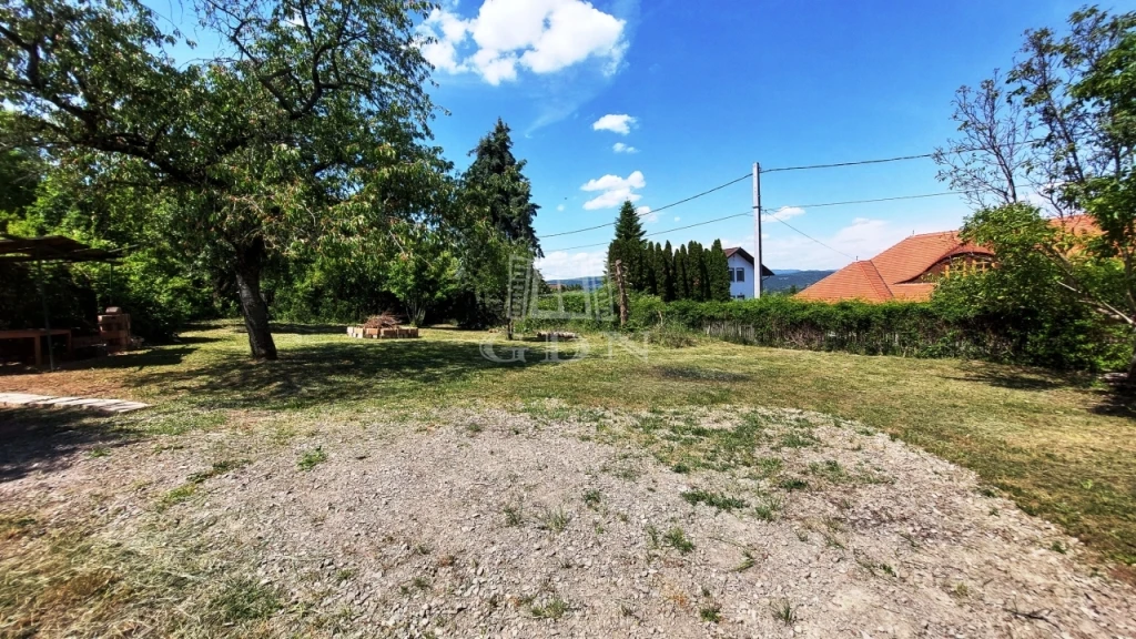 c3-1-name c2-50-name, Dunabogdány, panorámás részén