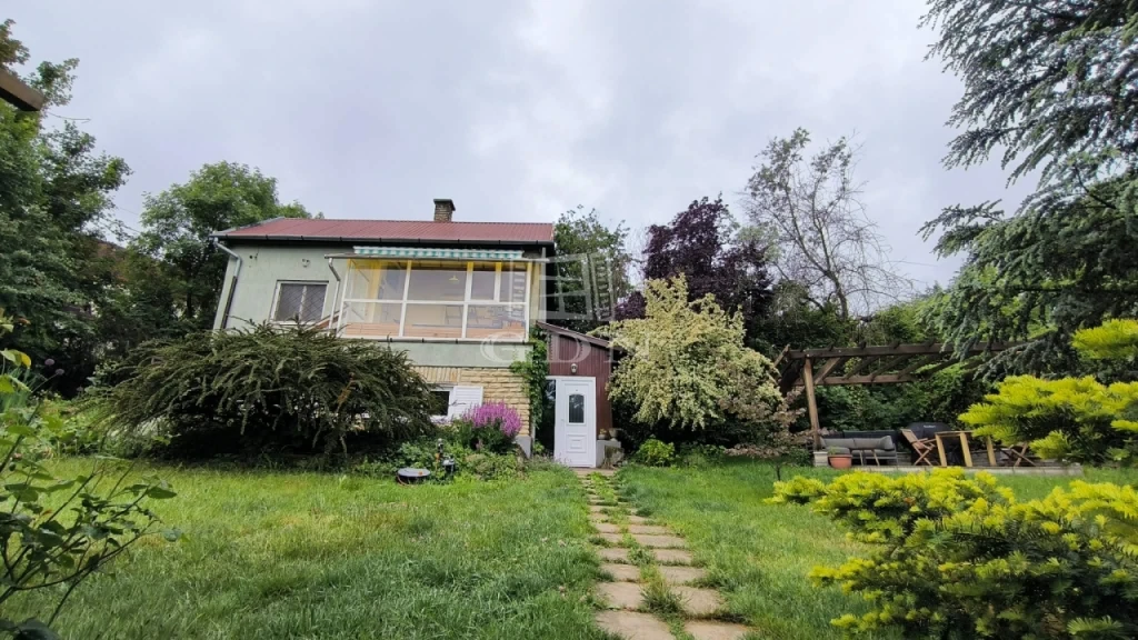 Eladó családi ház, Szentendre, Boldogtanya, panorámás részén