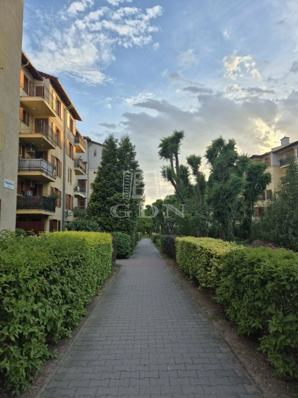 Kiadó téglalakás, Budapest XX. kerület, Mediterrán lakópark, Téglagyártó út