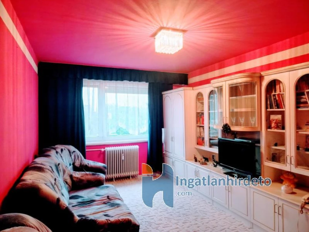 Eladó panellakás, Szeged, Tarjàn, Hajlat utca 3B