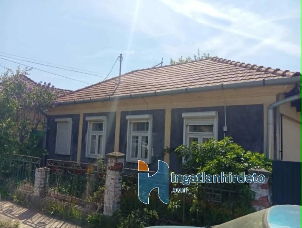 Eladó családi ház, Héhalom, Kossuth utca