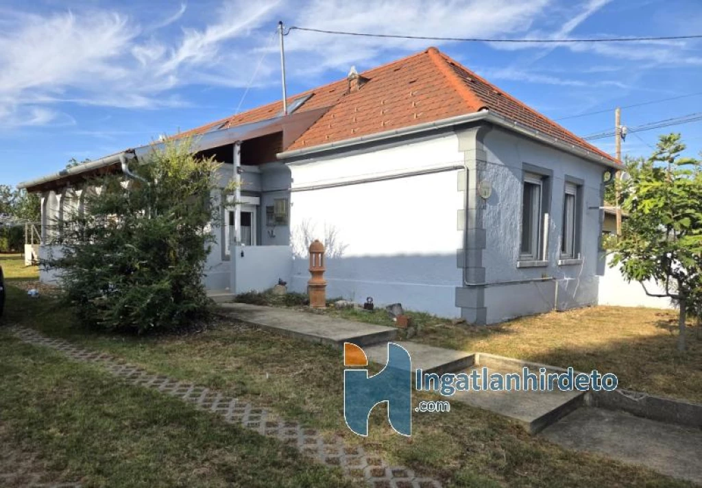 Eladó családi ház, Felsőpáhok