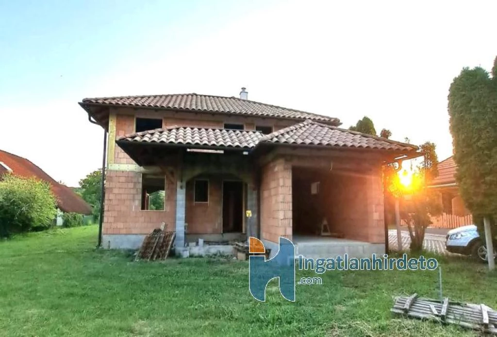 Eladó családi ház, Kehidakustány