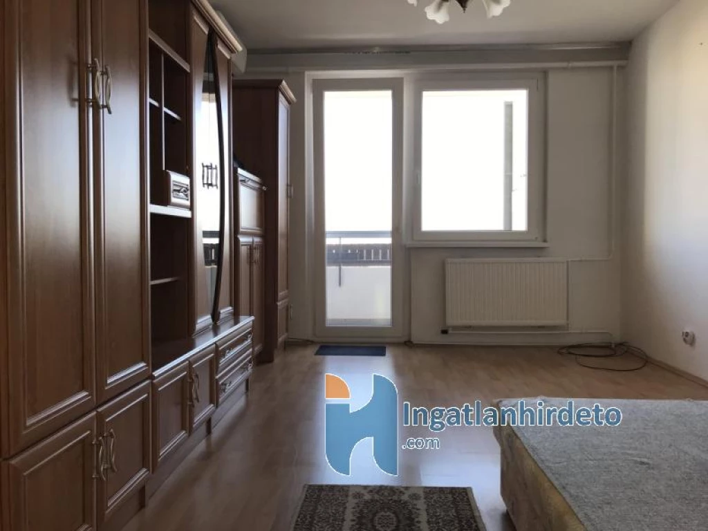 Eladó panellakás, Debrecen, Tocóskert, Angyalföld