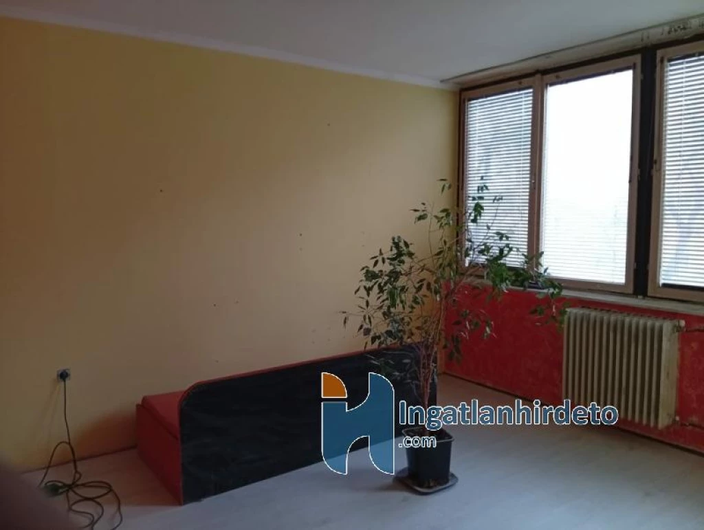 Eladó téglalakás, Gödöllő, Belváros, Kossuth Lajos