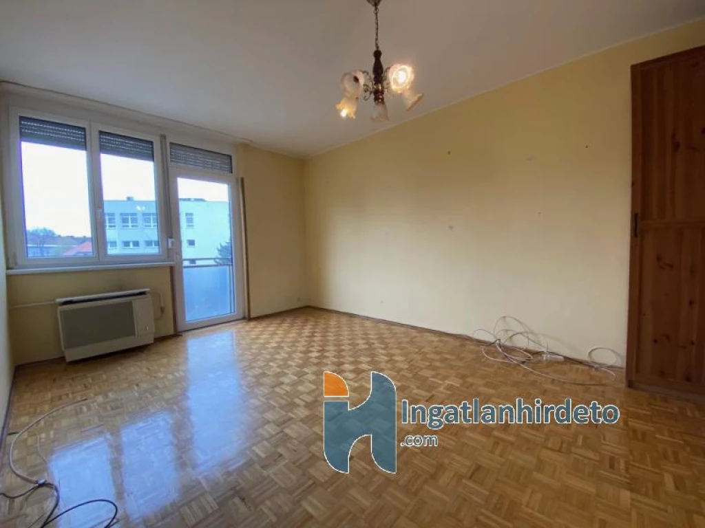Kiadó téglalakás, Debrecen, Egyetemváros, Egyetem stg