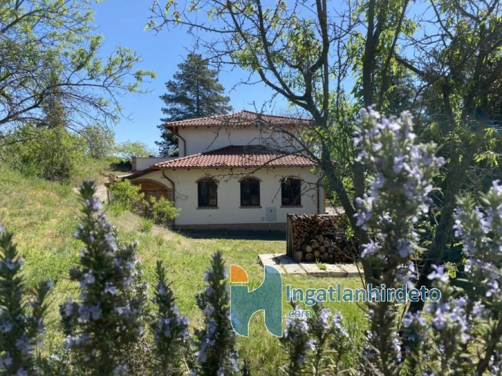 Eladó családi ház, Gyöngyöspata