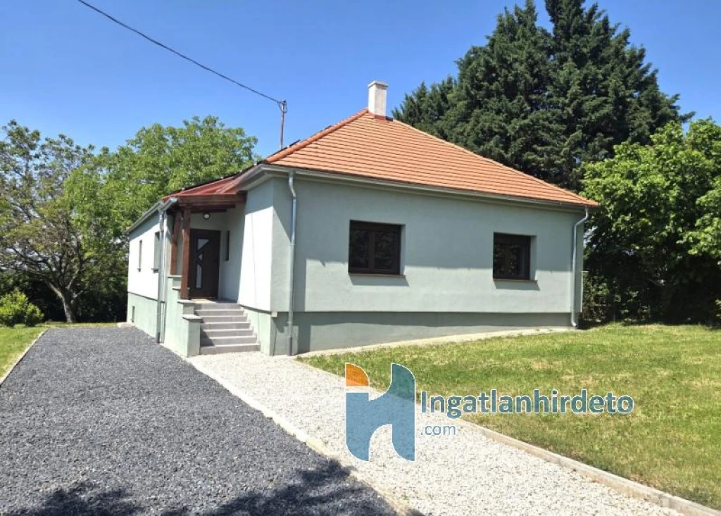 Eladó családi ház, Cserszegtomaj