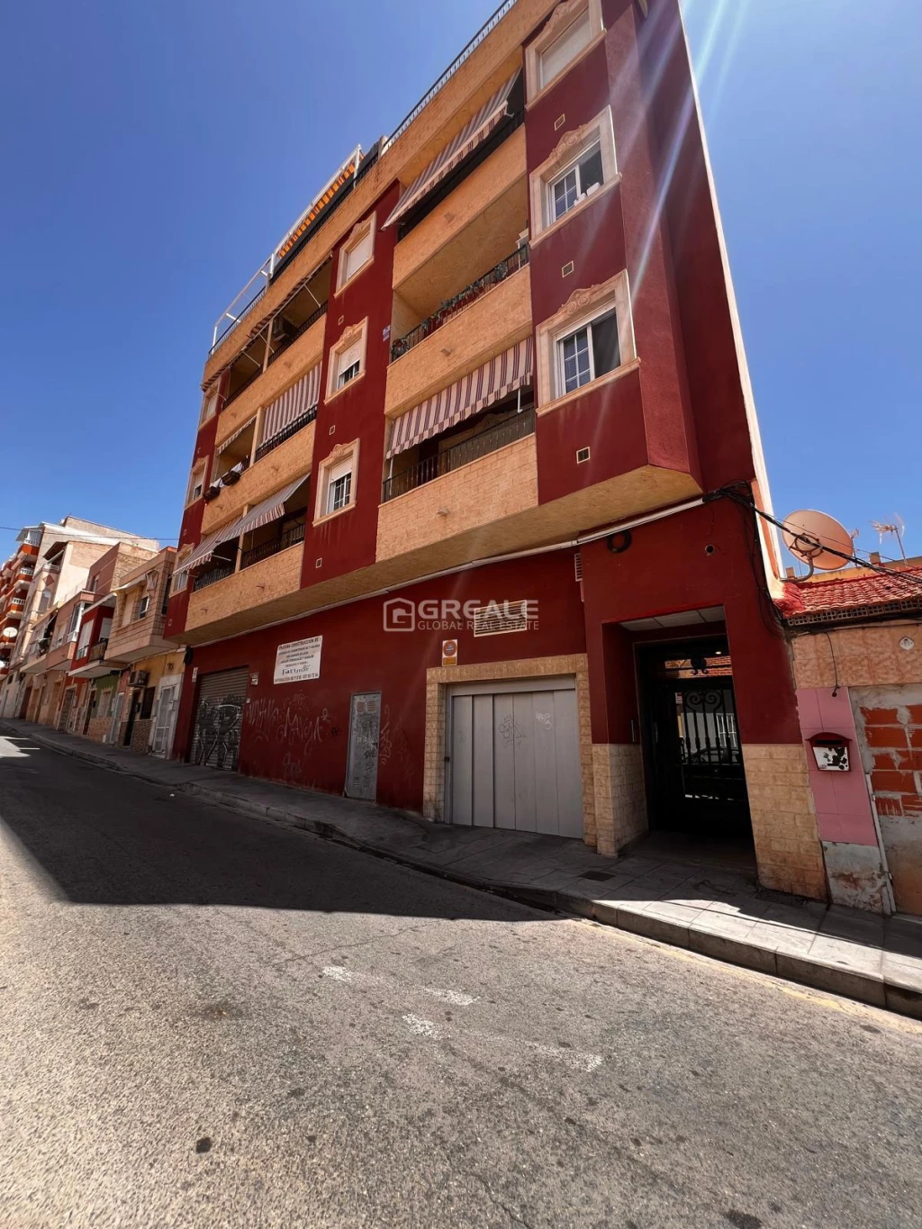 Tágas, 3/2-es apartman teremgarázzsal Torreviejában!