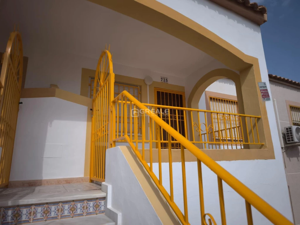 For sale apartment, bachelor flat, Torrevieja