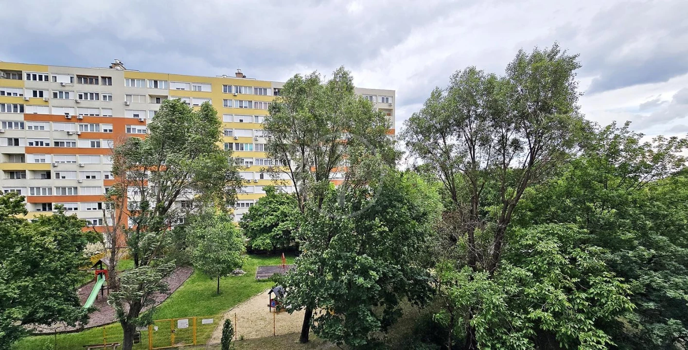 Eladó panellakás, Budapest XIV. kerület, Pillangó park