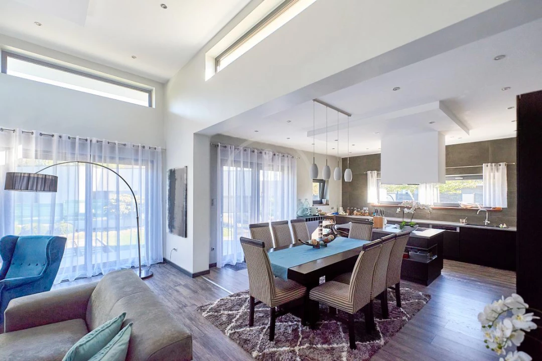 Eladó családi ház, Mogyoród