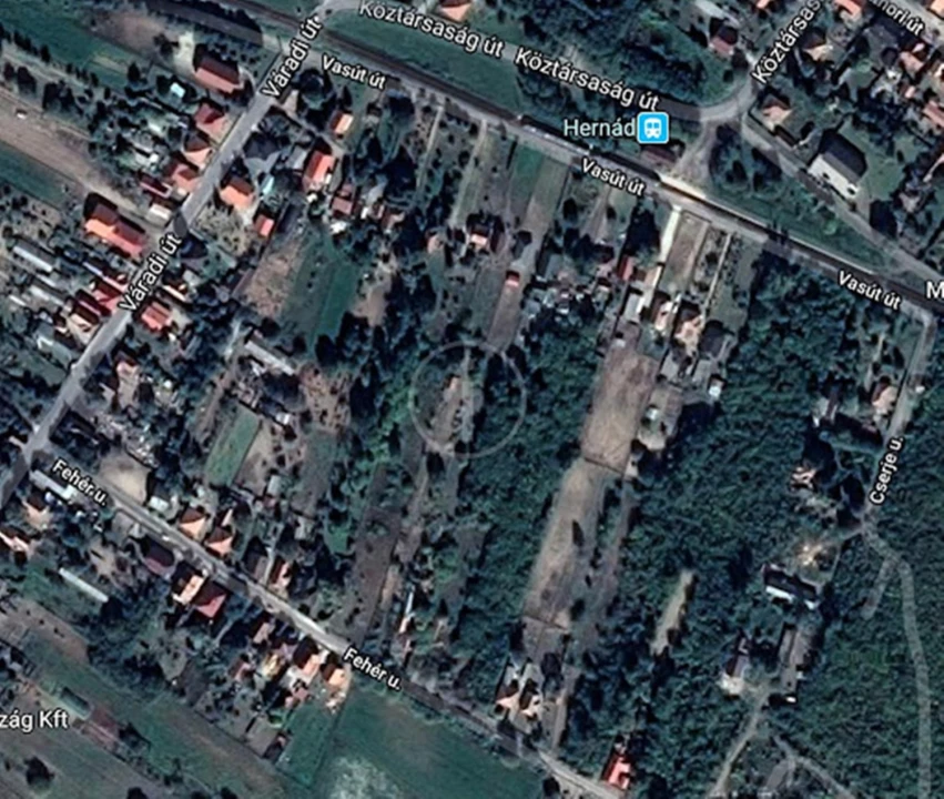 Eladó építési telek, Hernád