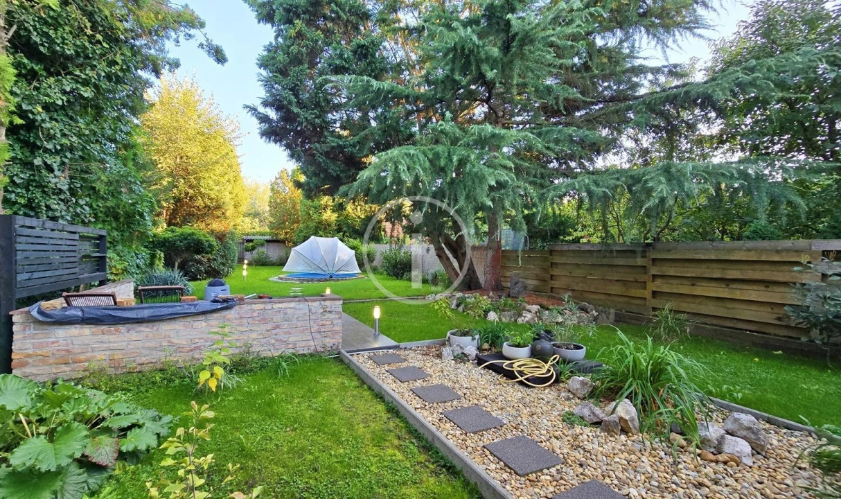 c3-1-name c2-1-name, Budapest XVI. kerület