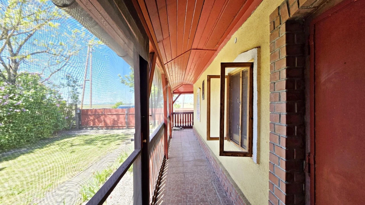 Eladó üdülő, nyaraló, Sarud