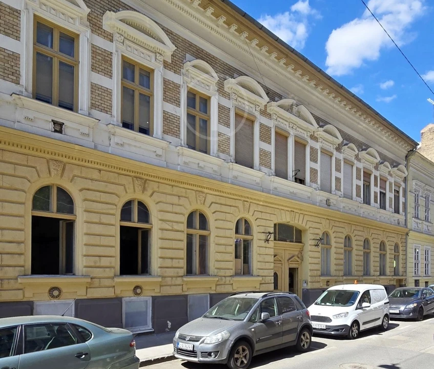 Eladó raktár, Budapest VI. kerület