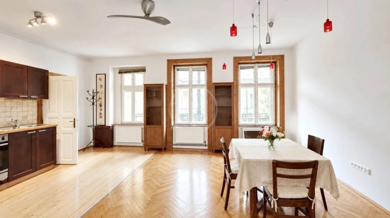 Eladó téglalakás, Budapest VIII. kerület