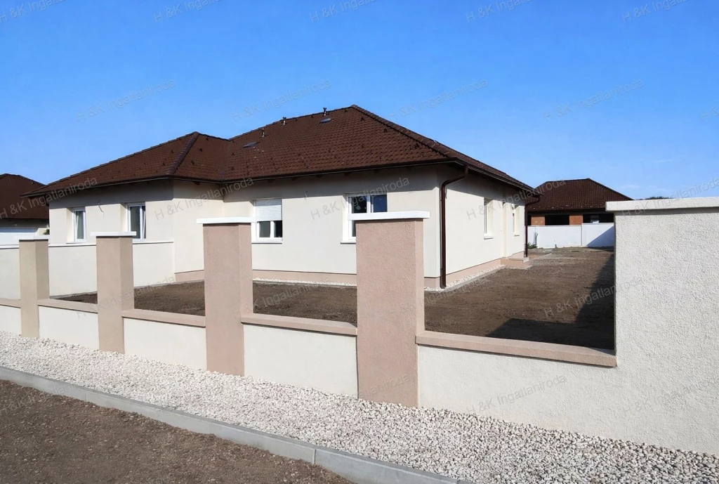 4616: Új építésű, földszintes ikerház mindkét lakása eladó Vácrátóton!