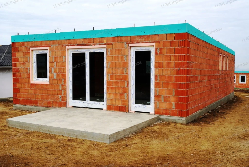 c3-1-name c2-1-name, Őrbottyán