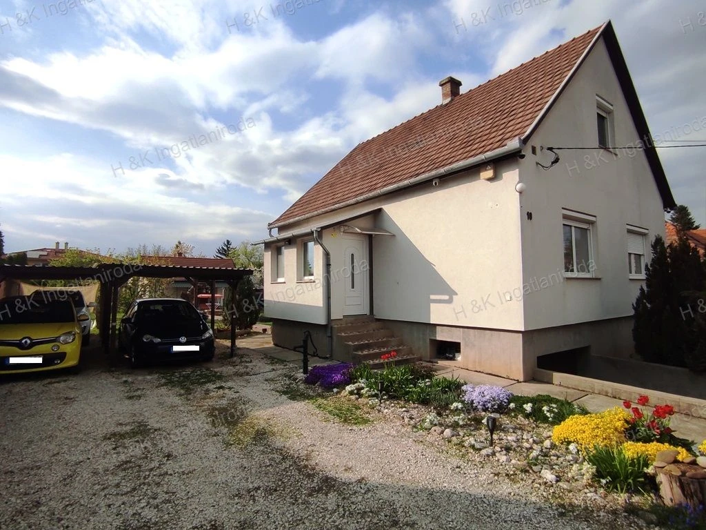 c3-1-name c2-1-name, Dunakeszi