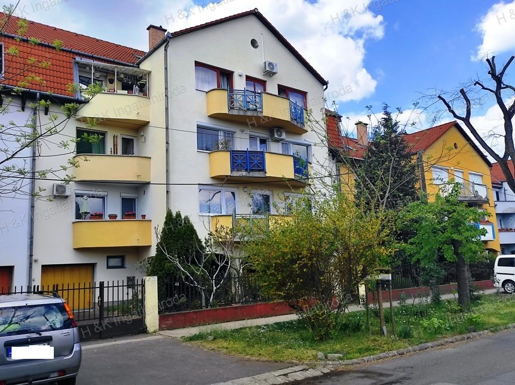 4687: Azonnal költözhető, tehermentes lakás!!