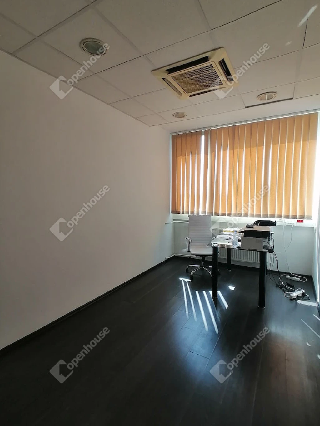 For rent office, office block, Győr, Nádorváros