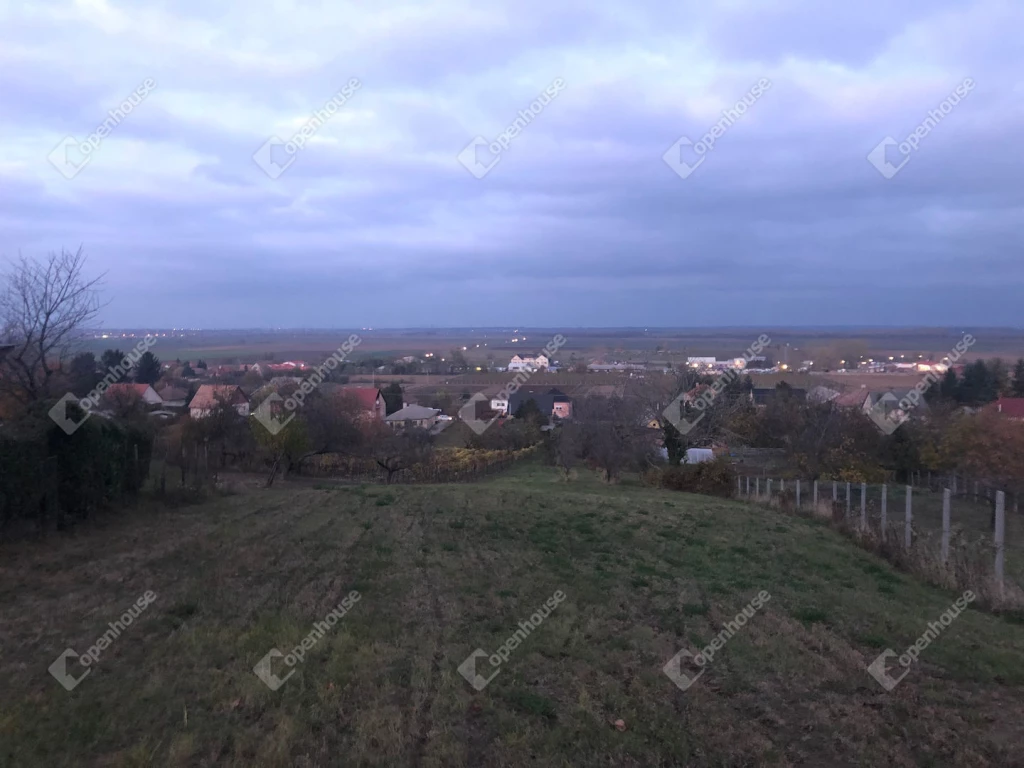 For sale building plot, Győrújbarát