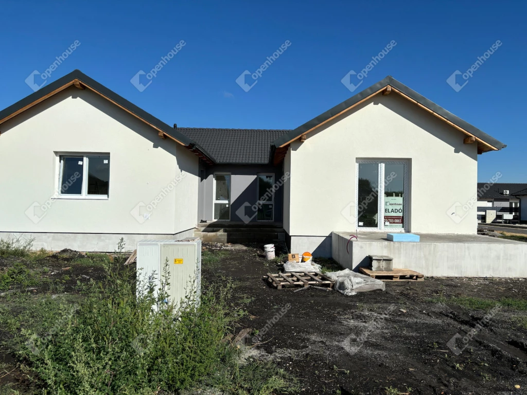 For sale house, Enese