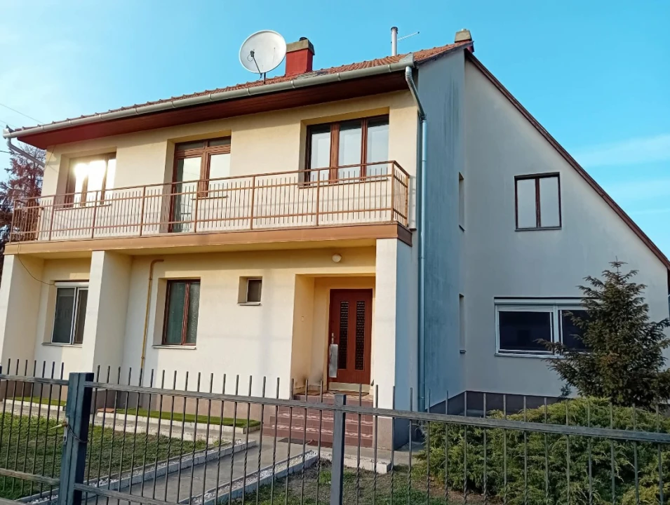 Eladó családi ház, Kecskemét