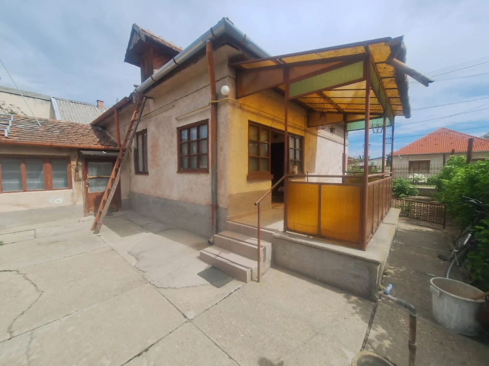 Eladó családi ház, Kecskemét