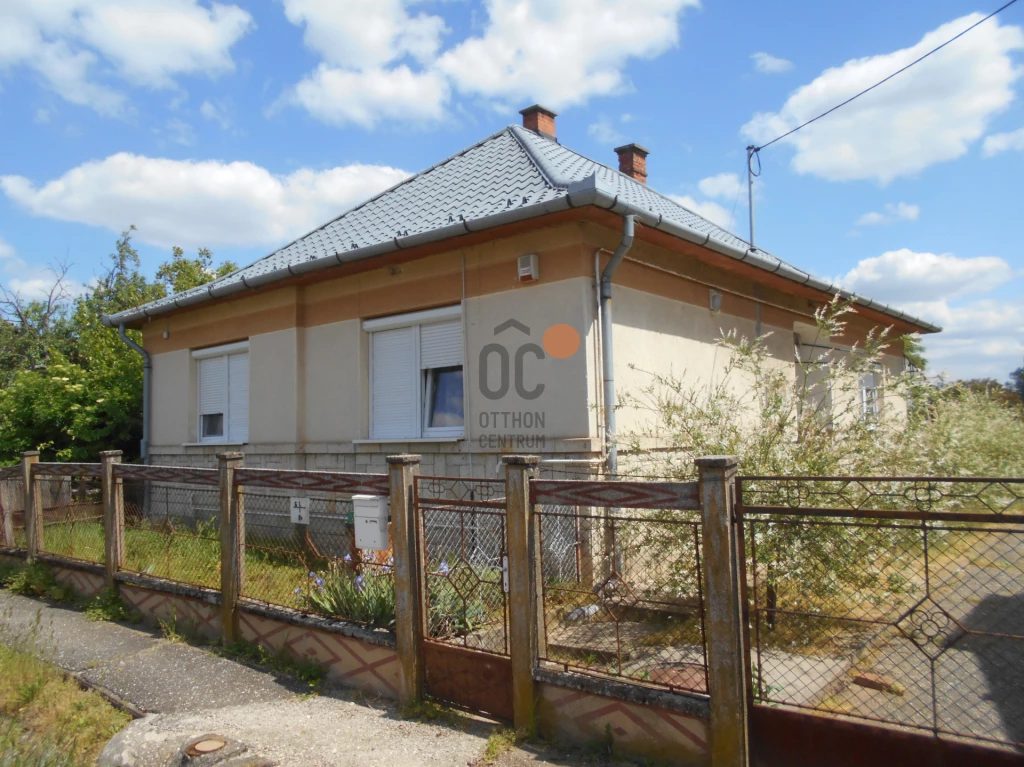 Eladó családi ház, Nyíregyháza, Oros