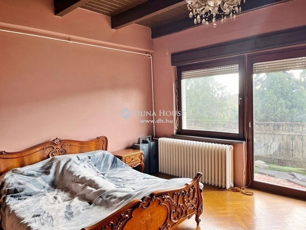 Eladó ház, Budapest 2. ker.