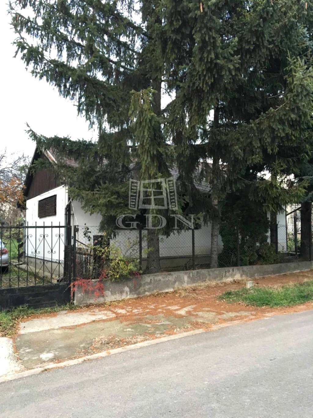 Eladó családi ház, Maglód, Nyaraló, Attila.,u. környéke