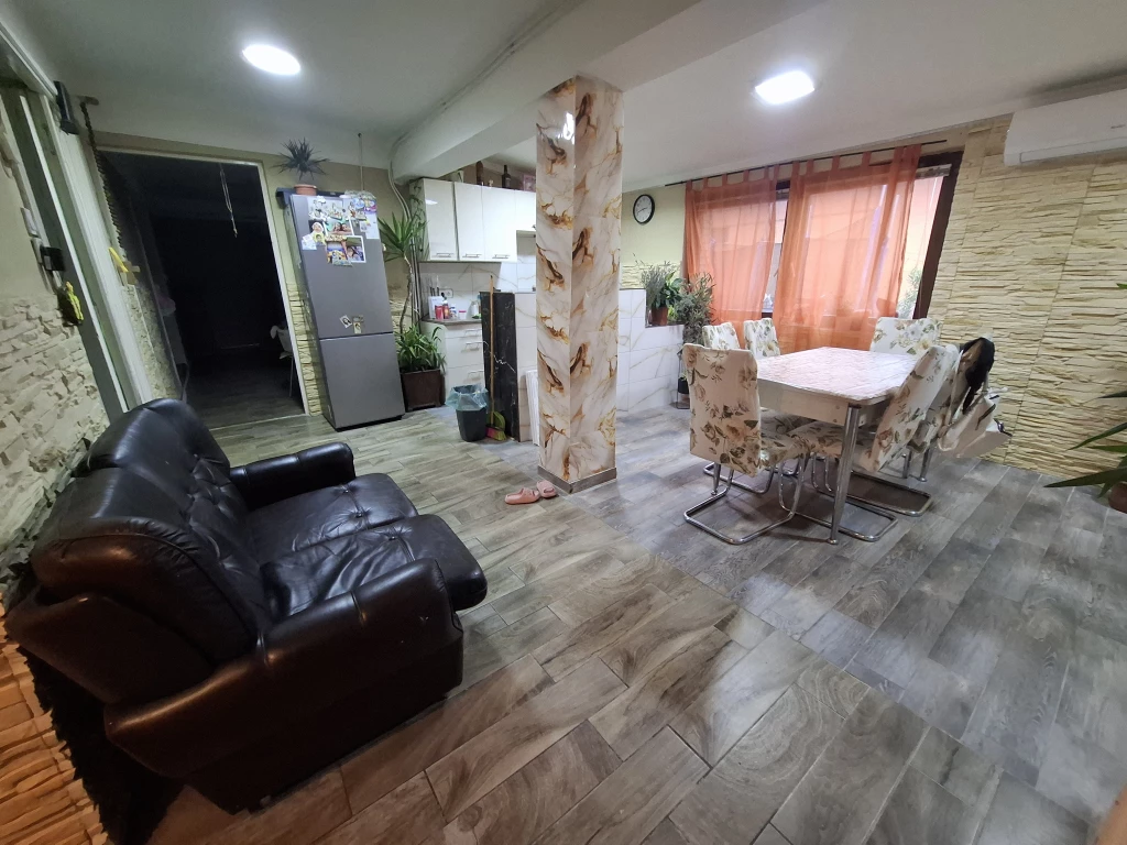 Eladó házrész, Kiskunfélegyháza