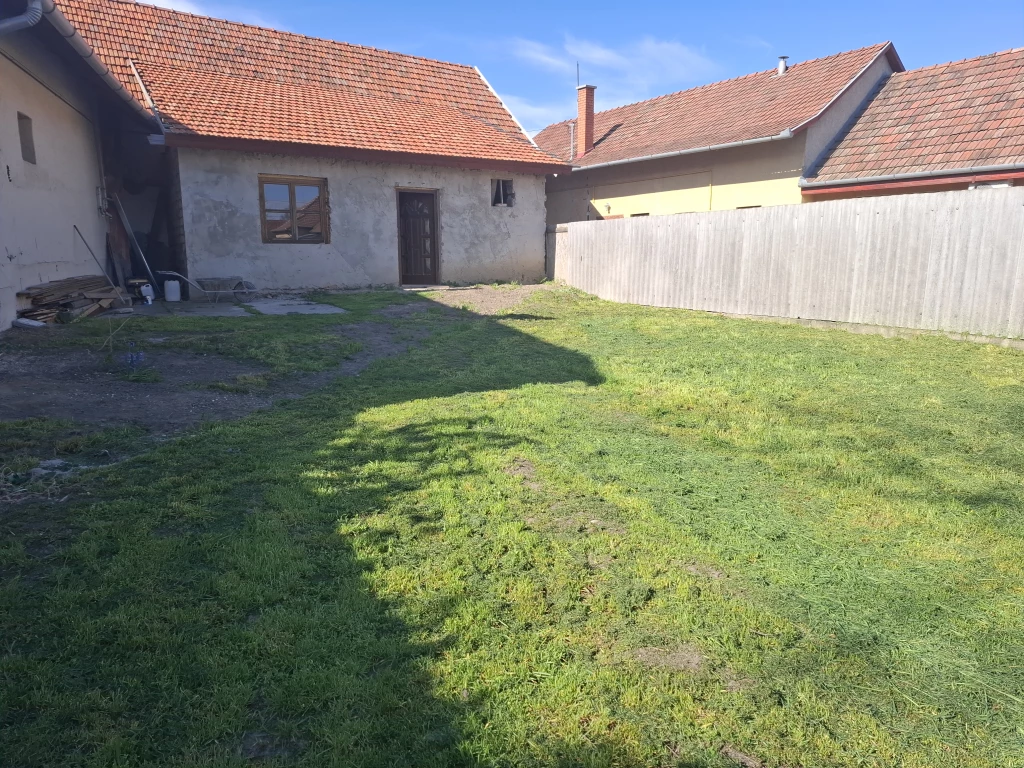 Eladó házrész, Kiskunfélegyháza