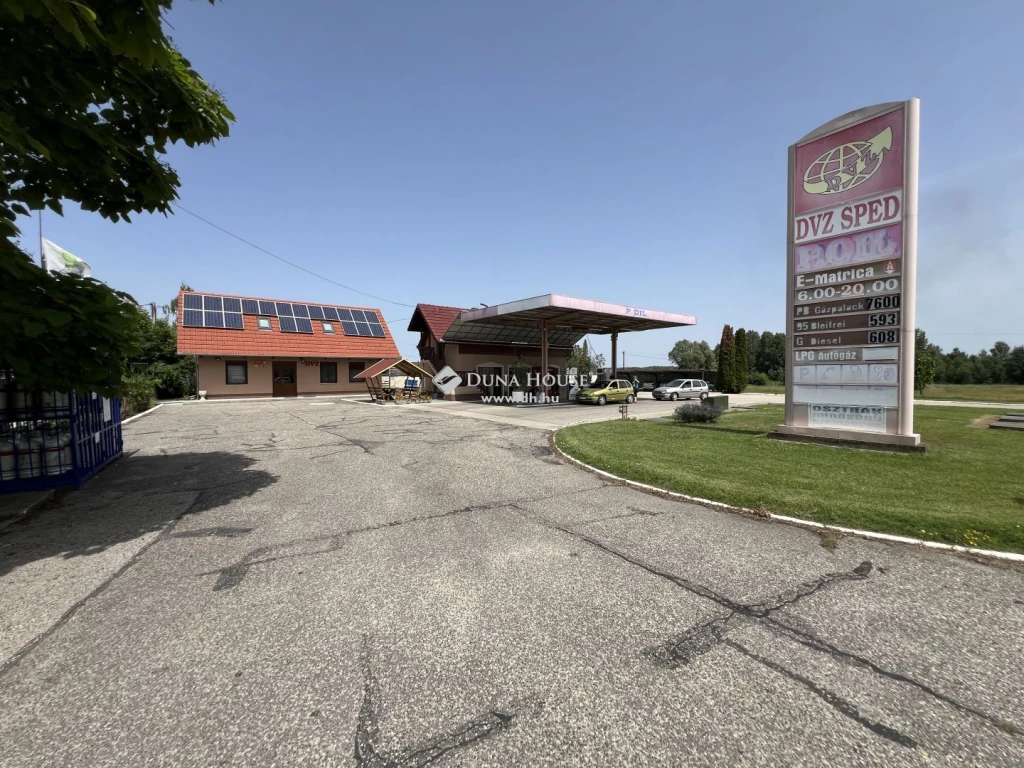 For sale , Jászszentlászló, Május 1. utca