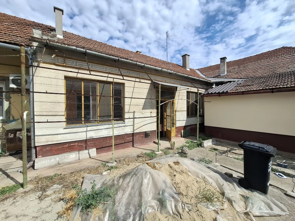 Eladó házrész, Kiskunfélegyháza