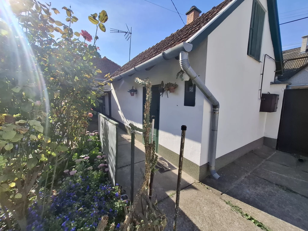 Eladó házrész, Kiskunfélegyháza