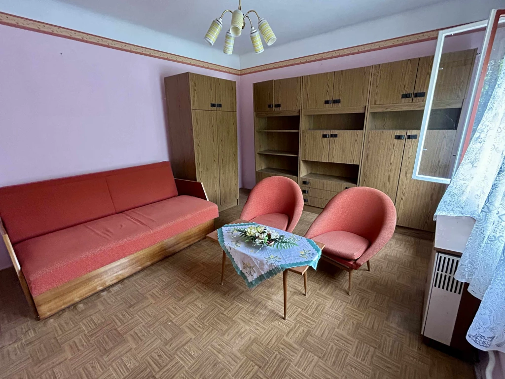 c3-1-name c2-1-name, Kiskunmajsa, Szabadkai út