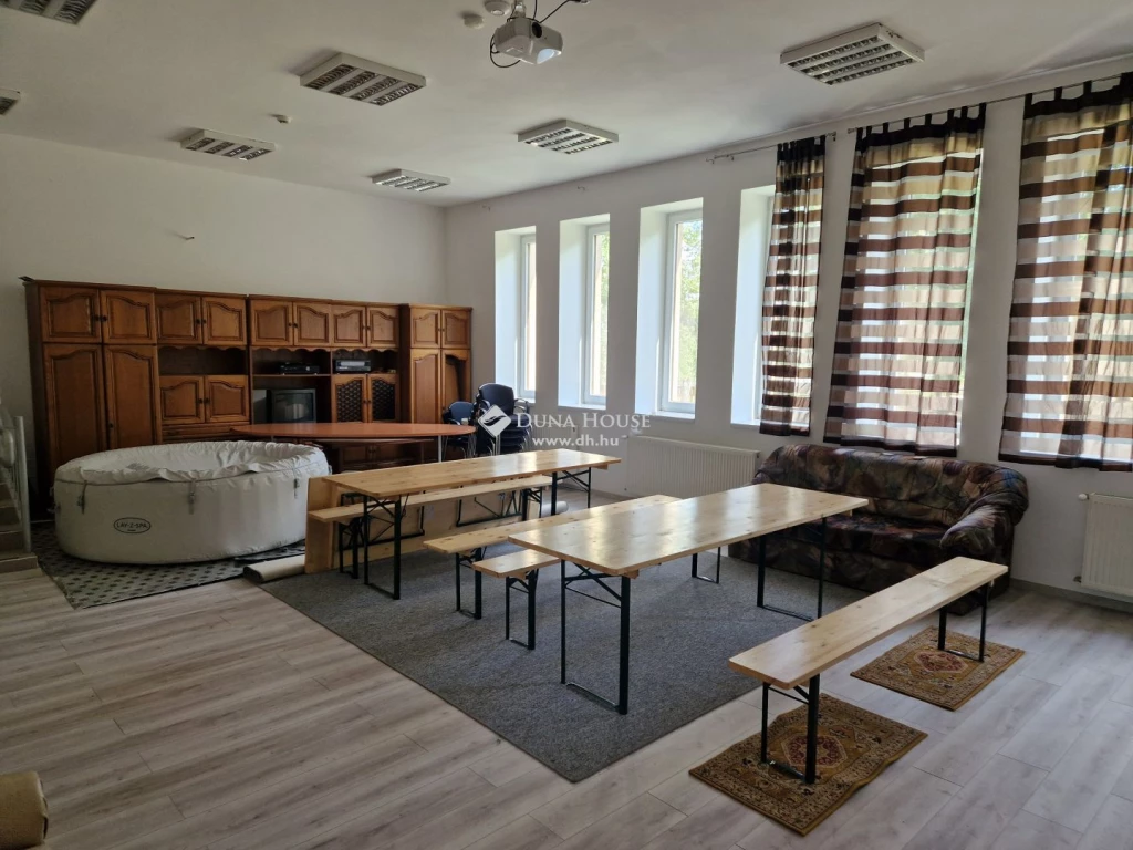 Kiadó családi ház, Kiskunfélegyháza, Selymes IV. dűlő