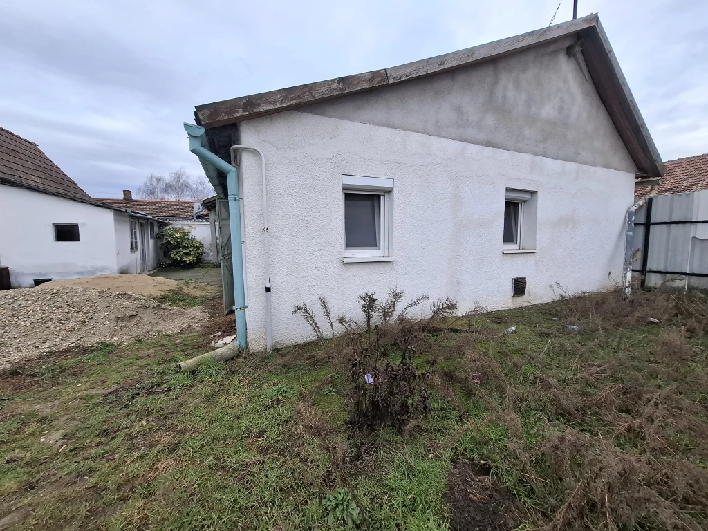 Eladó házrész, Kiskunfélegyháza