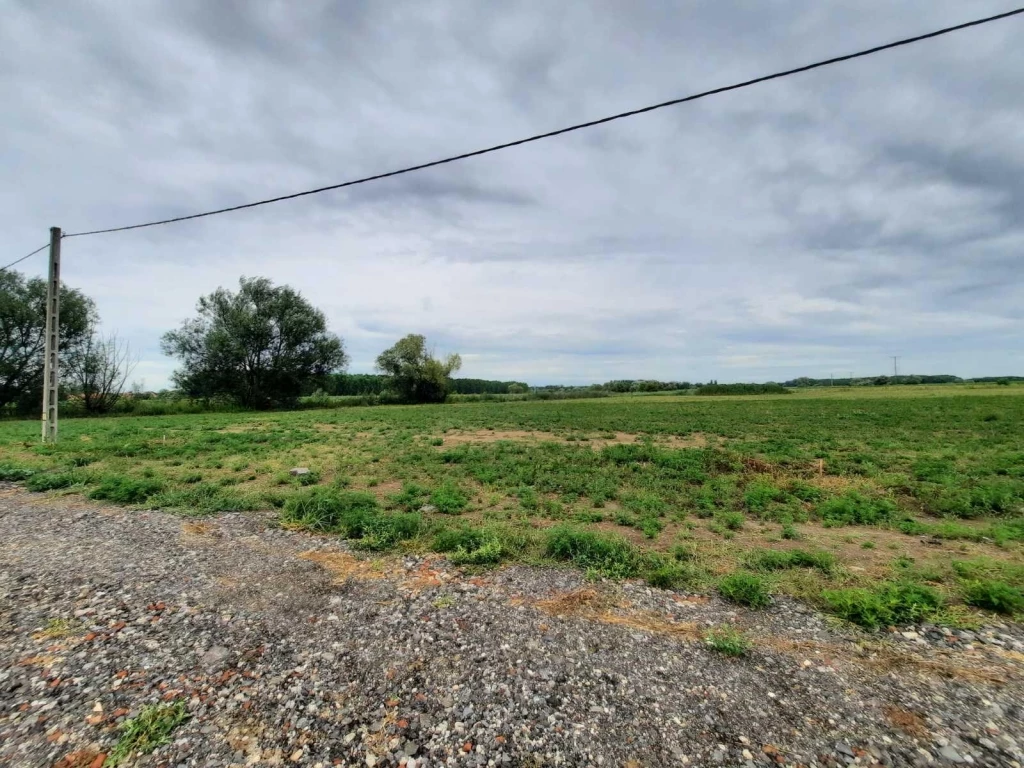 For sale building plot, Hajdúsámson, Radnóti utca