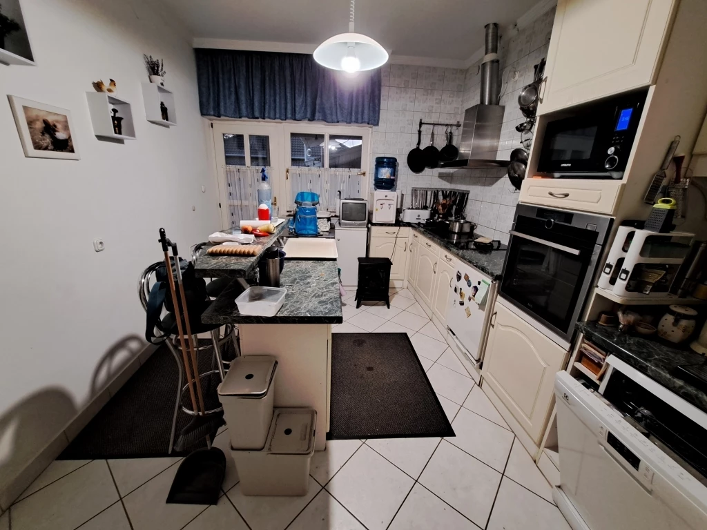 Hajdúszoboszló több generációs családi ház eladó