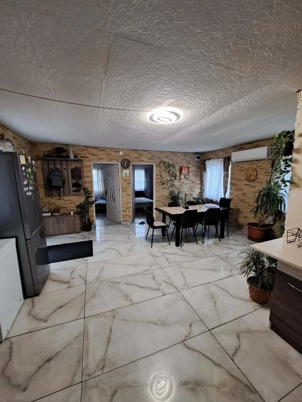 c3-1-name c2-1-name, Debrecen, Biczó István-kert