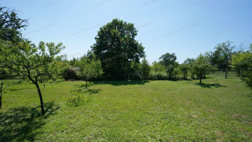 Eladó építési telek, Zalaszentlászló