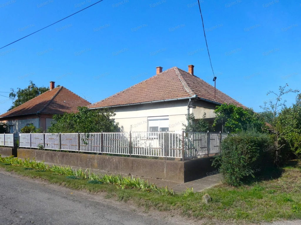 For sale house, Kiskunmajsa, Bodoglár