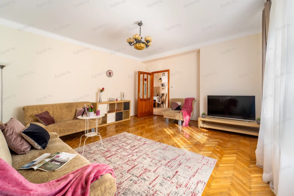 Kellemes környezet, kiváló infrastruktúra, azonnal költözhető lakás